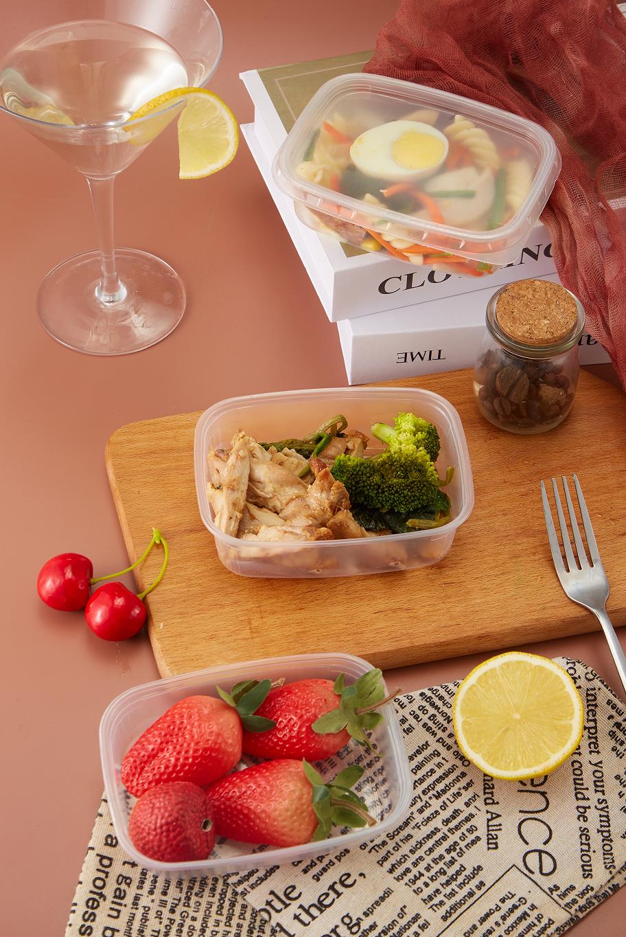 Plastic Lunch Box European Style